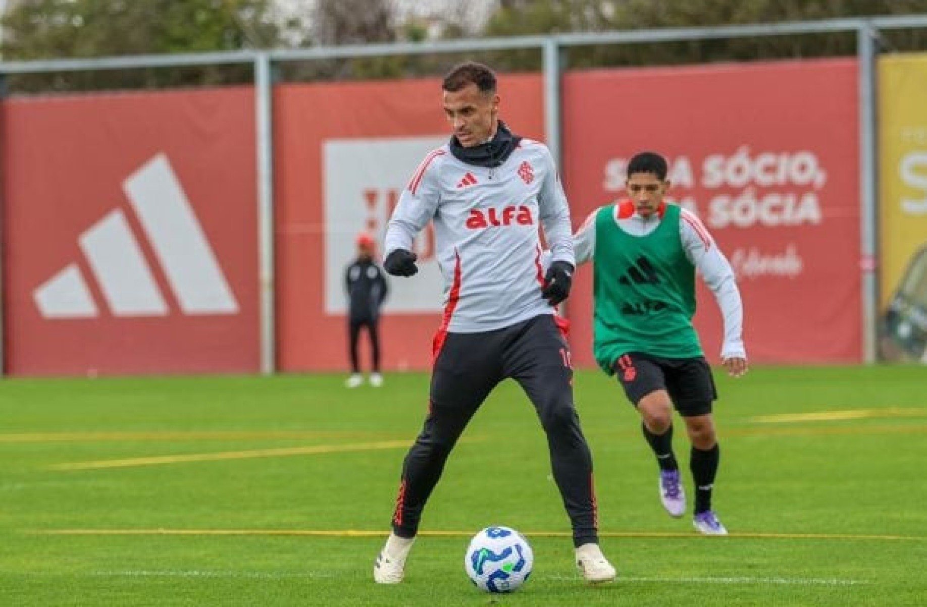 Alan Patrick vira esperança de Roger Machado por permanência