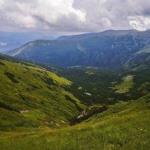 Montanhas dos Cárpatos abrigam lenda do maior vampiro da história - Imagem de dmitromazun3 por Pixabay