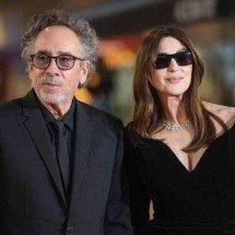 Tim Burton e Monica Bellucci anunciam separação - ANDER GILLENEA / AFP