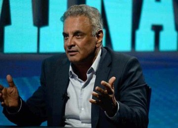 Aécio neves se prepara para reassumir a presidência nacional do PSDB, hoje reduzido a 13 deputados federais e três senadores -  (crédito: TULIO SANTOS/EM/D.A.PRESS)