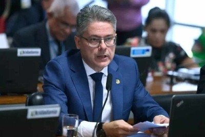 O senador Alessandro Vieira (MDB-SE) -  (crédito: Edilson Rodrigues - 28.fev.2024/Agência Senado)