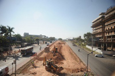 Obras da futura trincheira na Av. Cristiano Machado, na interse&ccedil;&atilde;o com a Av. Vilarinho e a MG-10, j&aacute; tiveram in&iacute;cio
       -  (crédito: Alexandre Guzanshe/EM/D.A.Press)