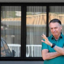 Jair Bolsonaro foi condenado pelo STF a 27 anos e 3 meses de prisão por trama golpista -  (crédito: SERGIO LIMA/AFP)
