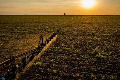 A aposta de Goiás contra sanções dos EUA e da UE sobre fertilizantes russos -  (crédito: Platobr Economia)