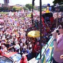 Veja fotos da manifestação contra a PEC da Blindagem em BH - Gladyston Rodrigues/Em/D.A Press
