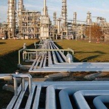 Gás encalhado mantém Brasil refém de fertilizantes importados