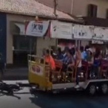 Trenzinho desgovernado dá susto em Monte Sião