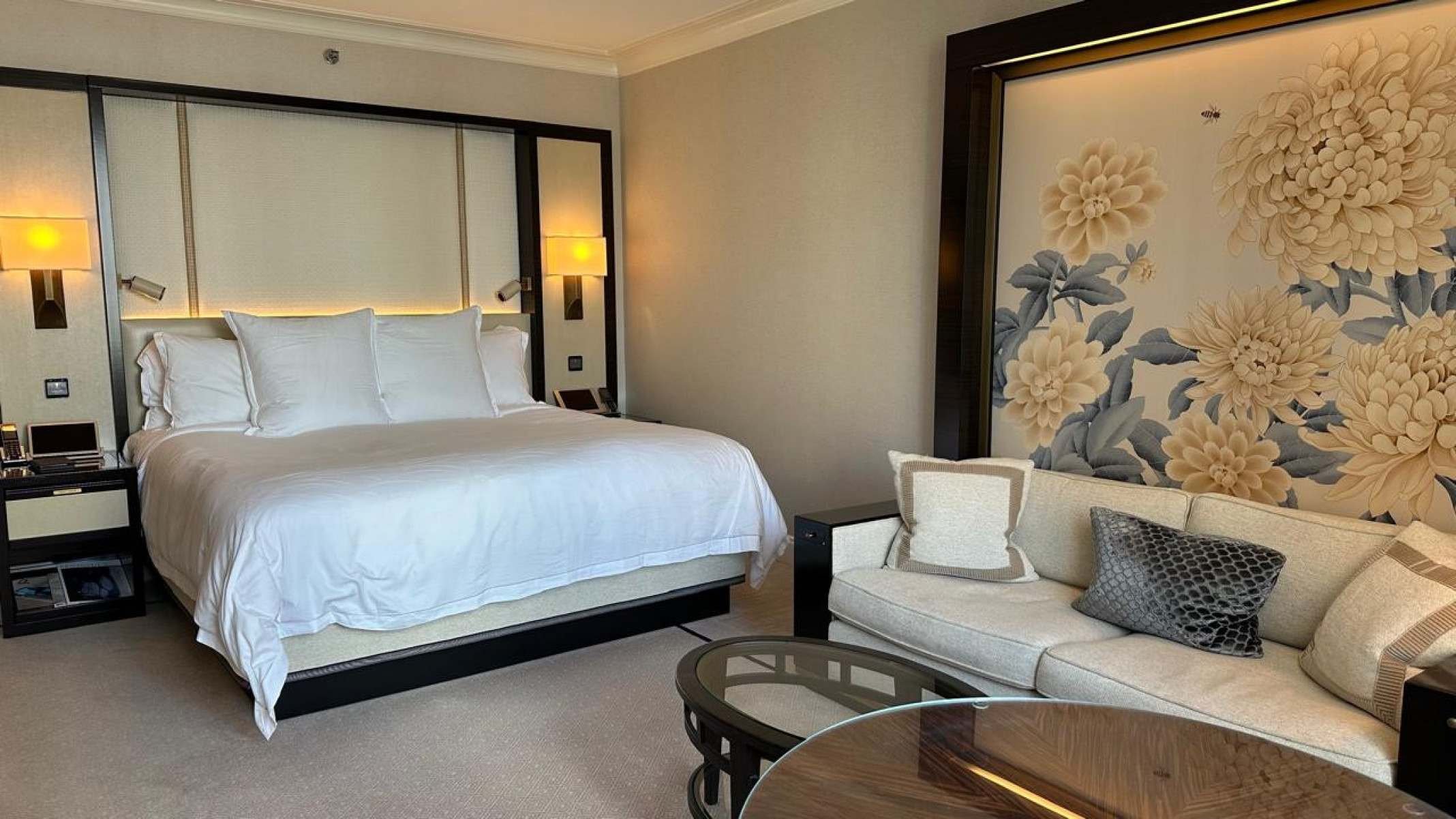 Por que a cama de hotel é tão boa?