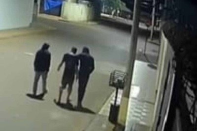 Vídeo: Homem é retirado de casa e executado em Lagoa Formosa -  (crédito: Reprodução/Rede social)