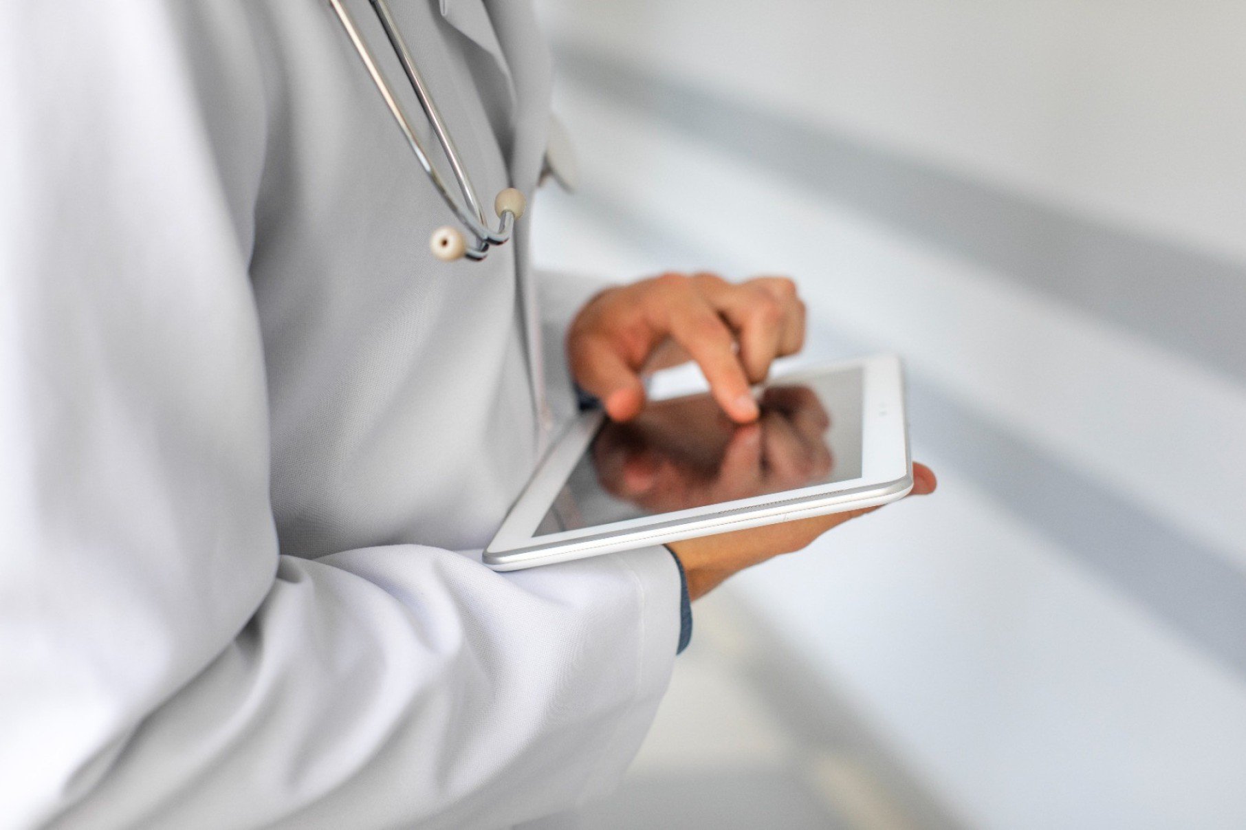 Tecnologia conecta raciocínio médico a evidência científica - DINO