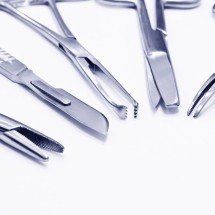 Estudos encontram falhas em esterilização de instrumentos cirúrgicos
