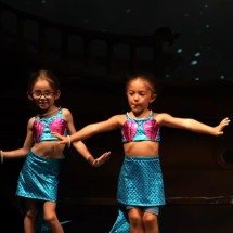 Filhas de Léo Santana e Levi Alvim encantam público em apresentação - Divulgação Assessoria