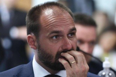 Conselho de Ética começa a analisar pedido do PT para cassar Eduardo Bolsonaro -  (crédito: Platobr Politica)