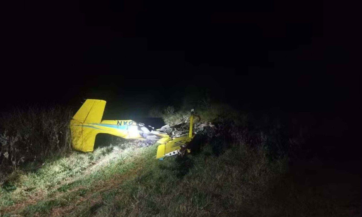 Avião de pequeno porte caiu na zona rural de Aquidauana, no Pantanal de Mato Grosso do Sul