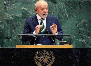 Lula fez discurso duro contra a tentativa de ingerência dos EUA no Judiciário brasileiro -  (crédito: MICHAEL SANTIAGO/AFP)