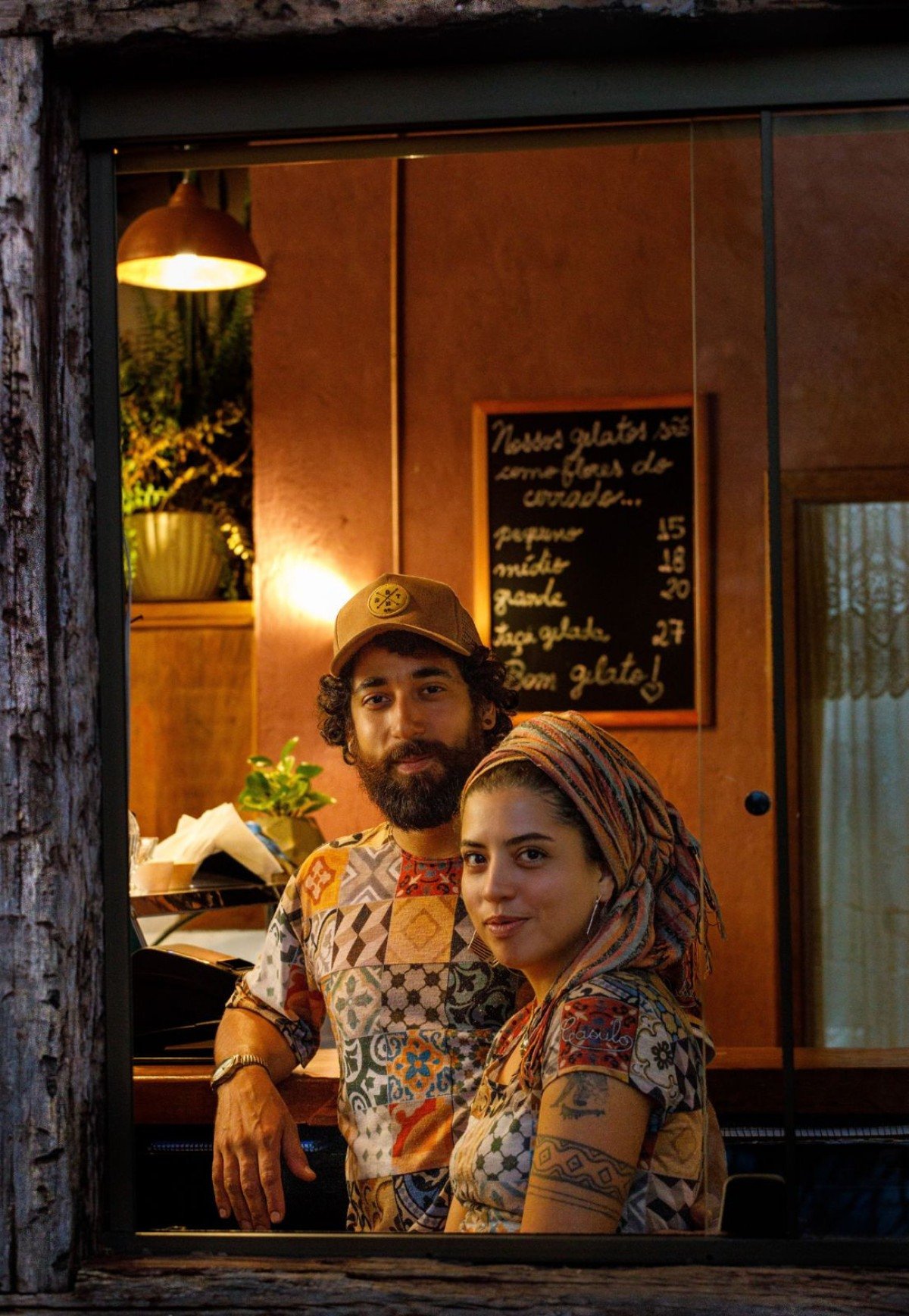 Através de pesquisas, Marina Leite e Guilherme Azevedo descobrem receitas tradicionais da Lapinha da Serra para levá-las ao menu do Casulo de forma autoral