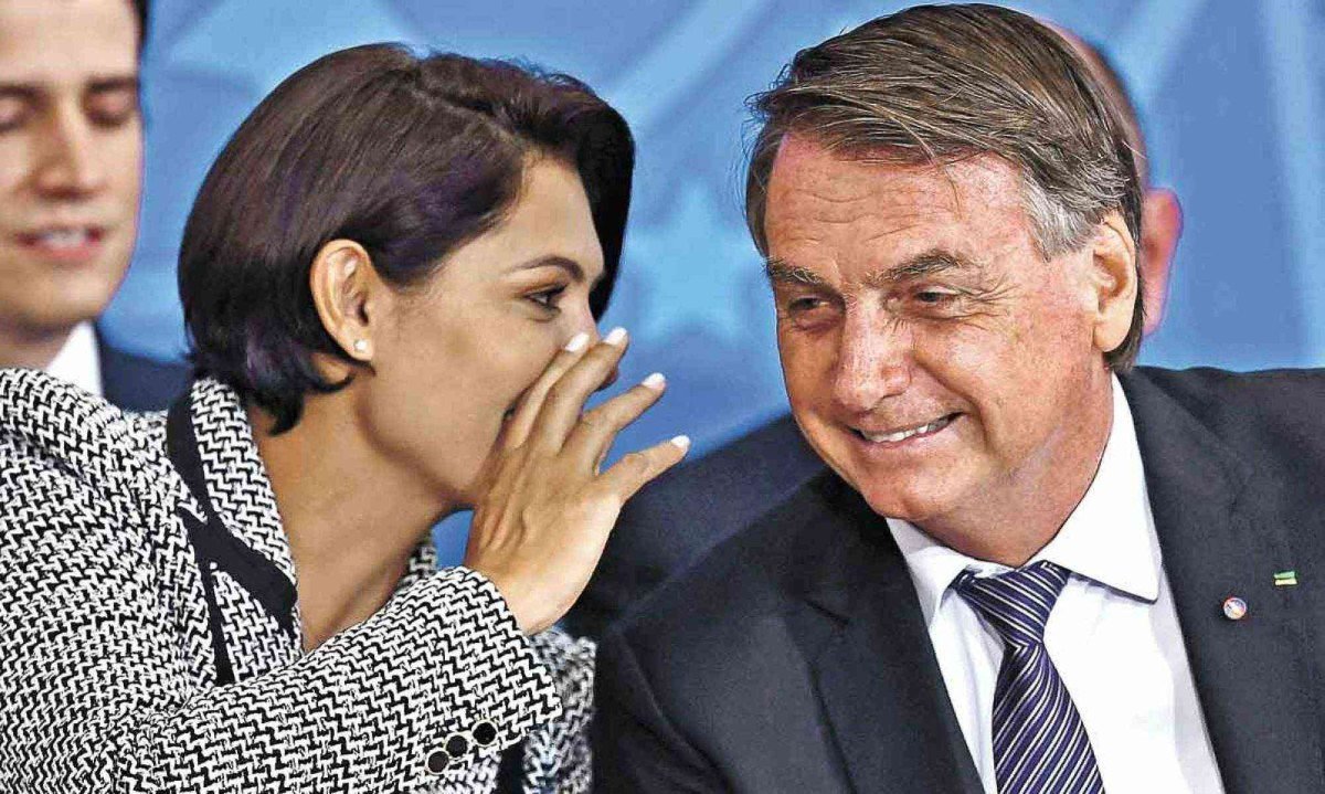Ao se anunciar disponível para 2026, Michelle Bolsonaro também quis sinalizar 
ao Centrão que, se o marido está fora do jogo eleitoral, ela não tem impedimentos -  (crédito: EVARISTO SÁ/afp – 32/3/22)