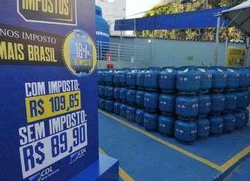Tributos pesam no preço final dos produtos vendidos no varejo brasileiro  -  (crédito: Leandro Couri/EM/D.A Press – 01/6/22)