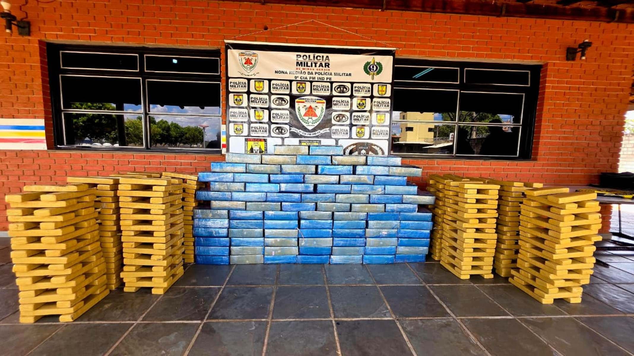 PM apreende 1,3 tonelada de maconha em Prata - DivulgaÃ§Ã£o/PMMG