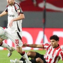 Atuações do Flamengo contra o Estudiantes: Rossi de vilão à Herói. Saúl brilhante - Gilvan de Souza / Flamengo