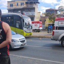 Homem é atropelado por ônibus do Move na Avenida Vilarinho - Érika Galdino / Cedida ao Estado de Minas - Portal UAI