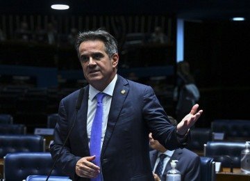  Plen..rio do Senado Federal durante sess..o deliberativa ordin..ria. Ordem do dia. ..Na pauta, a PEC 76/2019 que inclui as pol..cias cient..ficas entre os ..rg..os de seguran..a p..blica passa pela primeira sess..o de discuss..o no Plen..rio do Senado. .... bancada, em pronunciamento, senador Ciro Nogueira (PP-PI). ..Foto: Jefferson Rudy/Ag..ncia Senado
     -  (crédito:  Jefferson Rudy/Agência Senado)