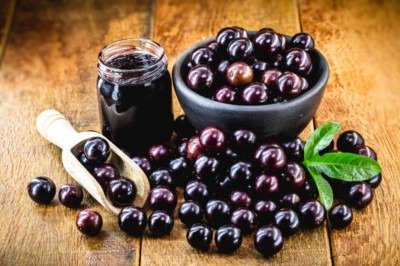 Geleia, licor e mais: 5 receitas incríveis para fazer com jabuticaba -  (crédito: Geleia, licor e mais: 5 receitas incríveis para fazer com jabuticaba)