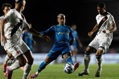 O Cruzeiro perdeu para o Vasco por 2 a 0 neste sábado (27), pela 25° rodada do Campeonato Brasileiro. Veja como o Jogada10 avaliou a performance dos jogadores da Raposa. Foto: Thaís Magalhães/Cruzeiro -  (crédito: Thaís Magalhães/Cruzeiro)