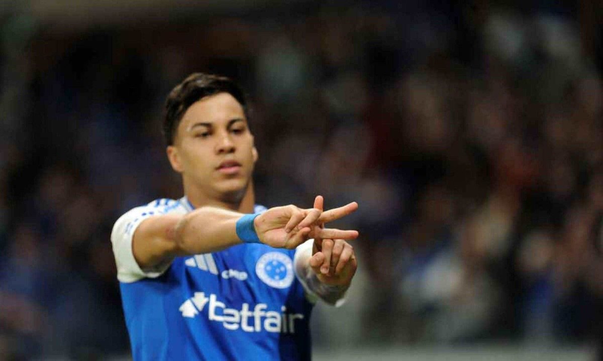 Artilheiro do Cruzeiro, Kaio Jorge é um dos possíveis nomes na lista do técnico Ancelotti para os amistosos da Seleção Brasileira -  (crédito: Alexandre Guzanshe/EM/D.A. Press)