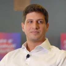 João Campos fala de legados de Arraes e do pai, gestão digital no Recife e 2026