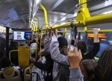 Projeto de lei que prevê ônibus gratuito em BH será votado na sexta-feira (3/10)       -  (crédito: Alexandre Guzanshe/EM/D.A Press)