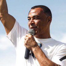 Cafu inspira jovens atletas em camp lotado e celebra força da família - Divulgação