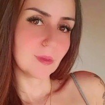 Camila Sarrassini Goulart foi assassinada em 13 de novembro de 2023, aos 35 anos -  (crédito: Redes sociais/Reprodução)