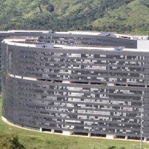Gasto de Minas com pessoal perto do limite máximo da LRF - Edesio Ferreira/EM/D.A Press