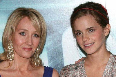 A dura resposta de J.K. Rowling a críticas da atriz Emma Watson: 'Ela ignora o quanto é ignorante' -  (crédito: BBC)