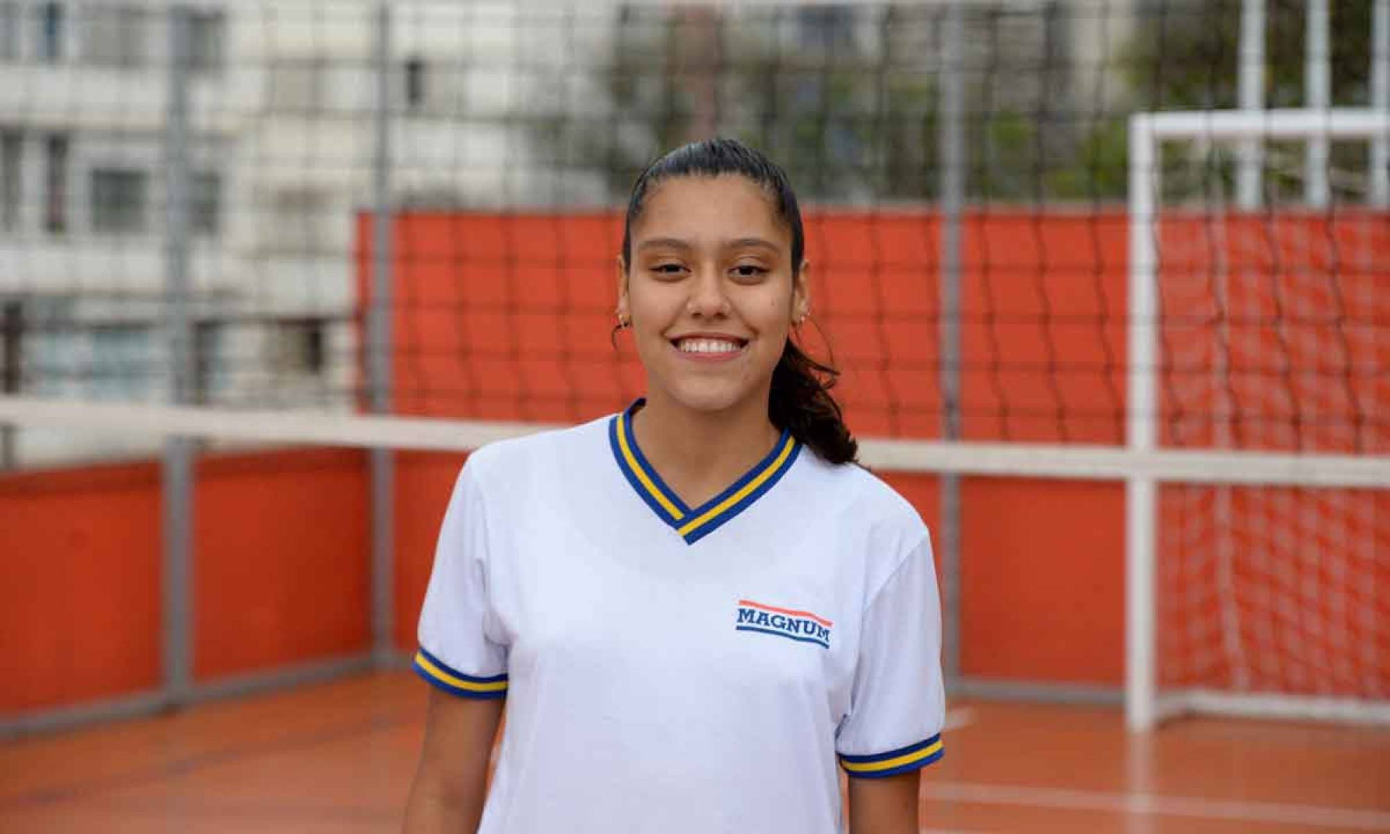 Letícia Palhares Pinto, quer ser aprovada em veterinária na UFMG e, por isso, começou a estudar no magnum para se preparar para o Enem