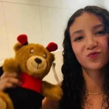 Menina de 14 anos morre em cirurgia de silicone feita pelo padrasto - Reprodução