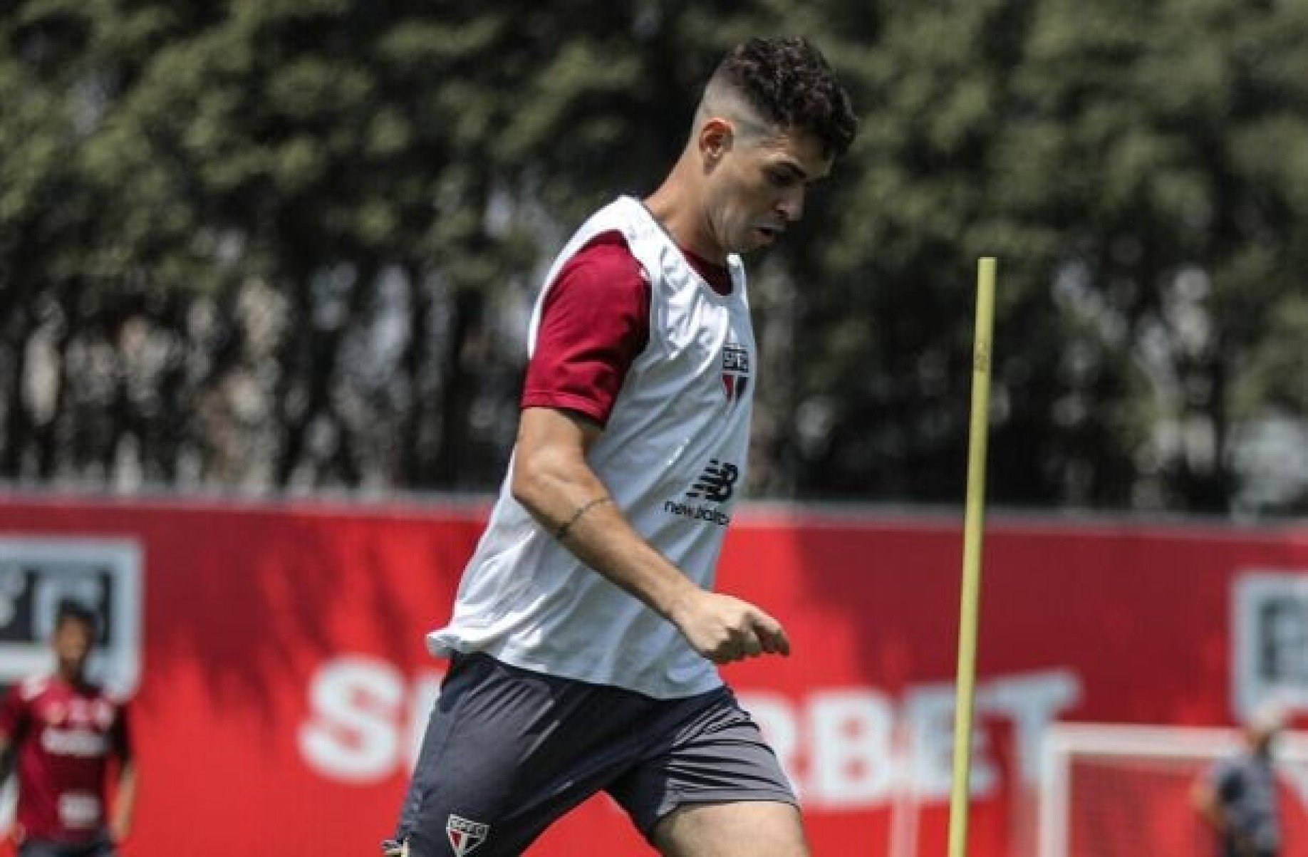 Marcos Antônio e Oscar voltam ao São Paulo, que não terá Lucas e quatro zagueiros