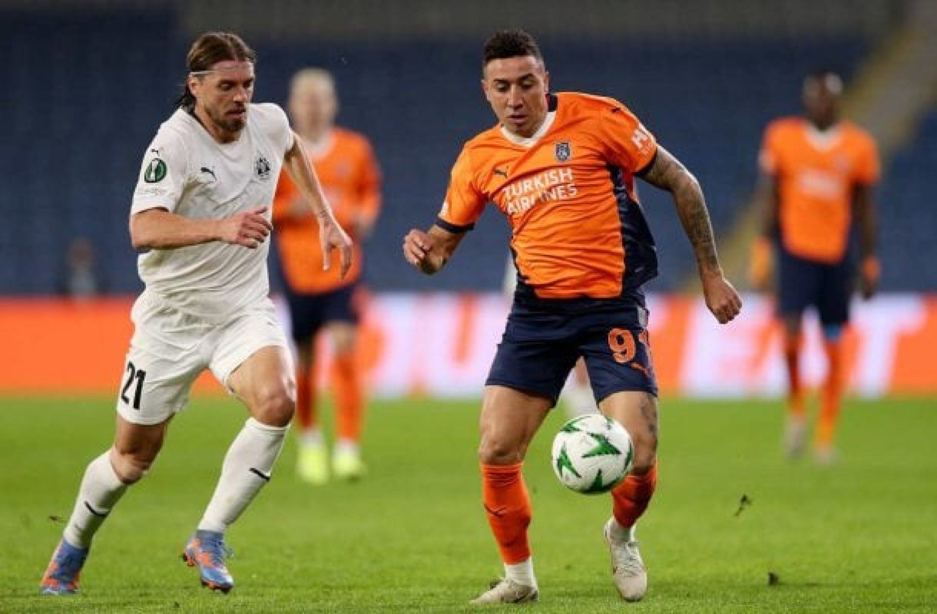 Pouco tempo após aposentadoria, ex-zagueiro vira deputado na Moldávia