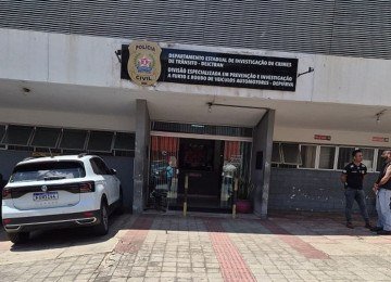 Policiais da Furtos de Veículos que investigam o caso acreditam que há mais de 20 vítimas -  (crédito: Ivan Drummond/EM/D. A. Press)