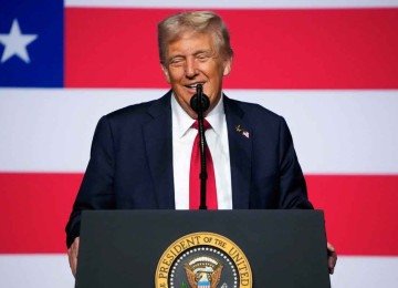 O presidente dos Estados Unidos, Donald Trump tem diferenças com o presidente Lula que podem ser superadas -  (crédito: Andrew Harnik/Getty Images via AFP)