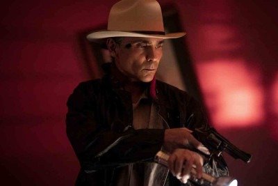 Zahn McClarnon é o tenente Jim Leaphorn, chefe da polícia Navajo, que precisa desvendar um caso de duplo assassinato -  (crédito: AMC/DIVULGAÇÃO)