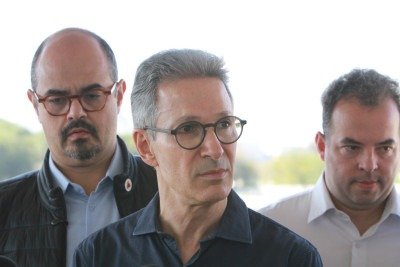 Durante evento em BH, Romeu Zema comentou sobre a filiação de Mateus Simões ao PSD e reforçou afinidade política com Tarcísio de Freitas
 -  (crédito: Edesio Ferreira/EM/D.A. Press)