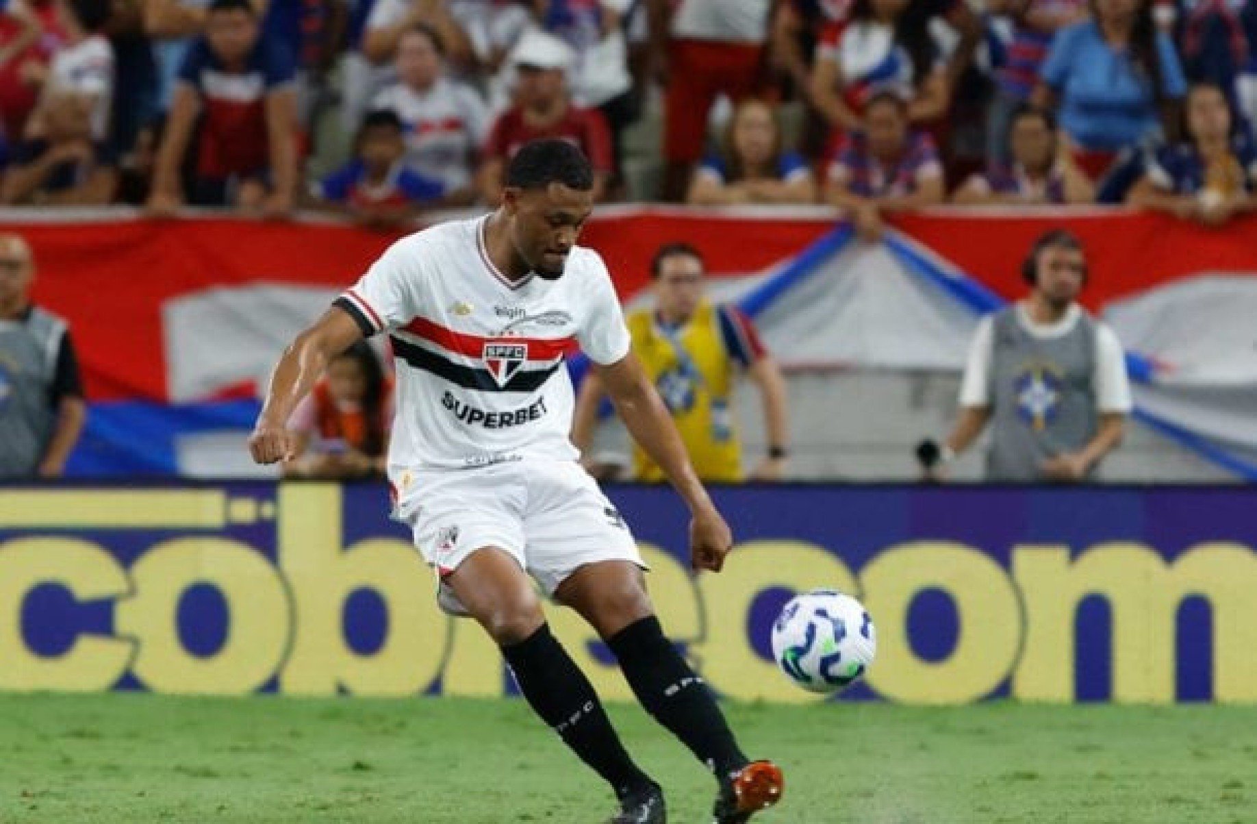 Sabino enaltece luta do São Paulo após vitória fora de casa