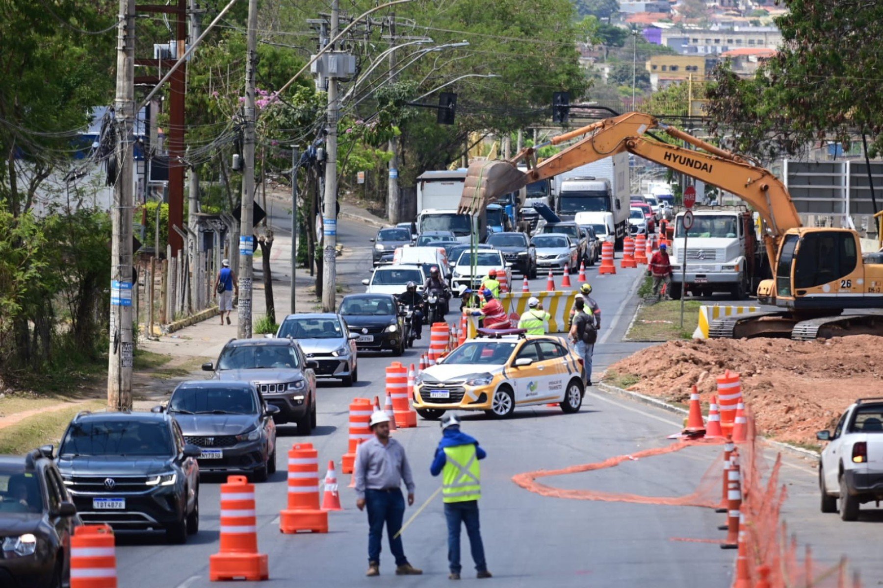 Extensão da interdição, que vai até a Catedral Cristo Rei-Leandro Couri/EM/DA Press