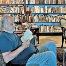 Francisco Alvim: ‘O coador da poesia é o tempo’ - Carlos Marcelo