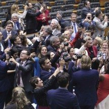 Imposto de Renda nas redes: até a oposição comemorou aprovação na Câmara