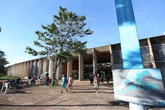 Cientistas desenvolvem testes para detecção de metanol em bebidas