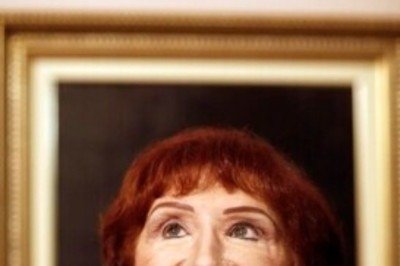 A atriz Berta Loran, que se consagrou principalmente com atuações em humorísticos, morreu aos 99 anos no Rio de Janeiro, no dia 28 de setembro de 2025. É uma perda na lista dos nonagenários. -  (crédito: Marcos Serra Lima wikimedia commons )