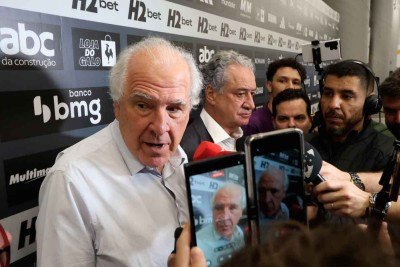 Sócio majoritário da SAF alvinegra, Rubens Menin precisa tomar decisões que revertam a má fase da equipe atleticana -  (crédito: Marcos Vieira /EM/DA. Press)